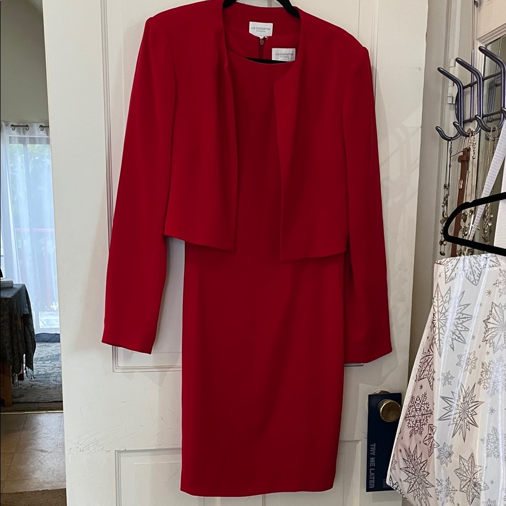 POWER RED Women's Dress with jacket, will spice up the room😏